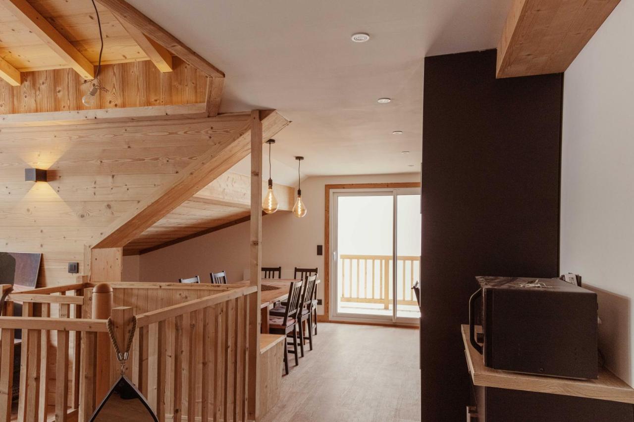 Le Chenaillet, Duplex Au Pied Des Pistes Et Spa Montgenèvre Екстериор снимка
