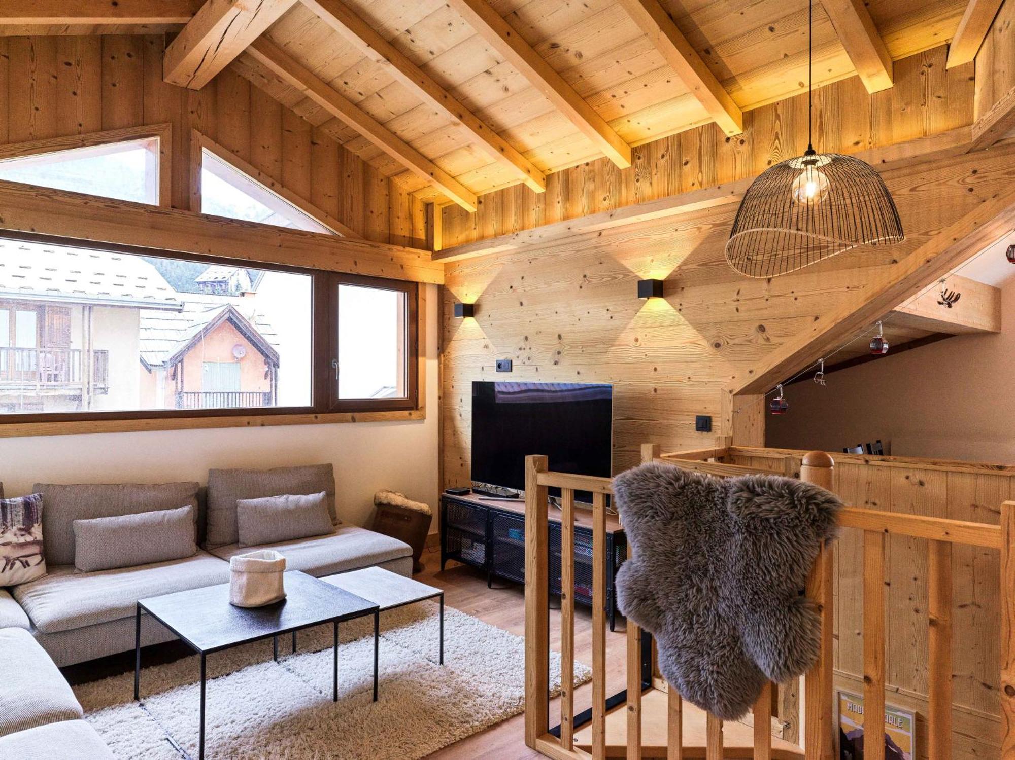 Le Chenaillet, Duplex Au Pied Des Pistes Et Spa Montgenèvre Екстериор снимка